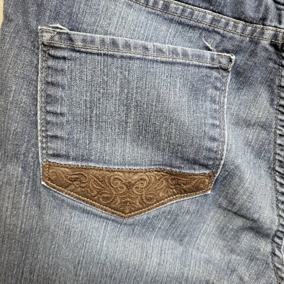 NYDJ Lift Tuck Bootcut Back Pocket Faux Leather Embossed Accent Jeans size 12 - Picture 4 of 9